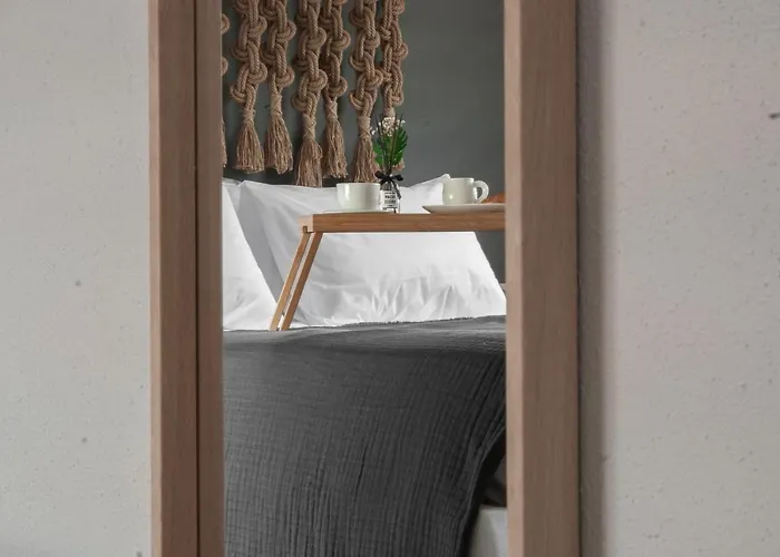 فيلة Olybos ليبتوكاريا